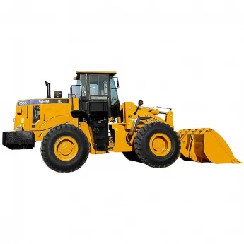Фронтальный погрузчик SEM 653D 5 000 кг 2,7 м3